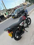 Bajaj Boxer X125 2024 Nyeusi - 4