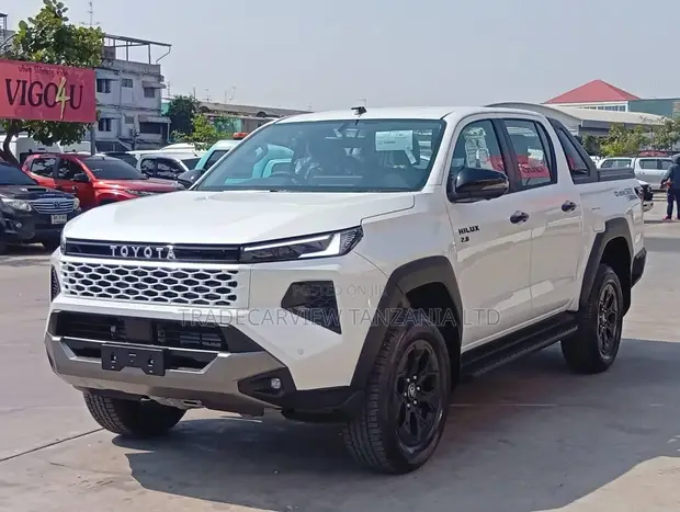 Toyota Hilux 2025 Nyeupe Mpya - 1