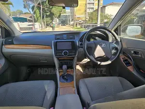 Toyota Premio 1.5 FWD 2009 Nyeupe