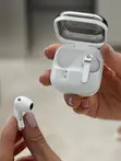 Samsung Galaxy Buds 4 - 1