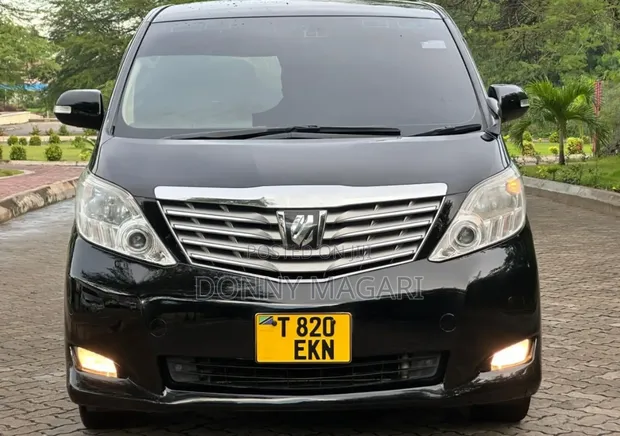Toyota Alphard 2011 Black - 1