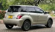 Toyota IST 2004 Dhahabu - 4