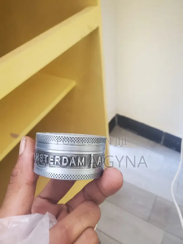 Medium Grinder - Brand New - 1