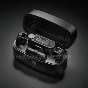 Hollyland Lark Max 2 Combo Wireless Microphone System
