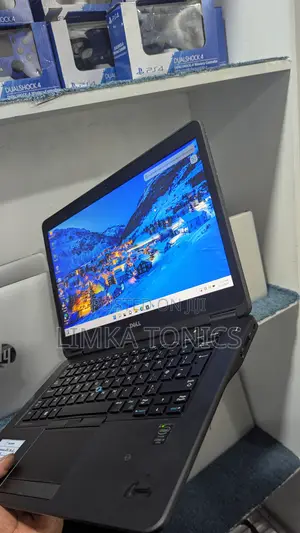 Dell Latitude E7450 Laptop - 8GB RAM, 500GB HDD
