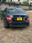 Mercedes-Benz C200 2009 Black - 3