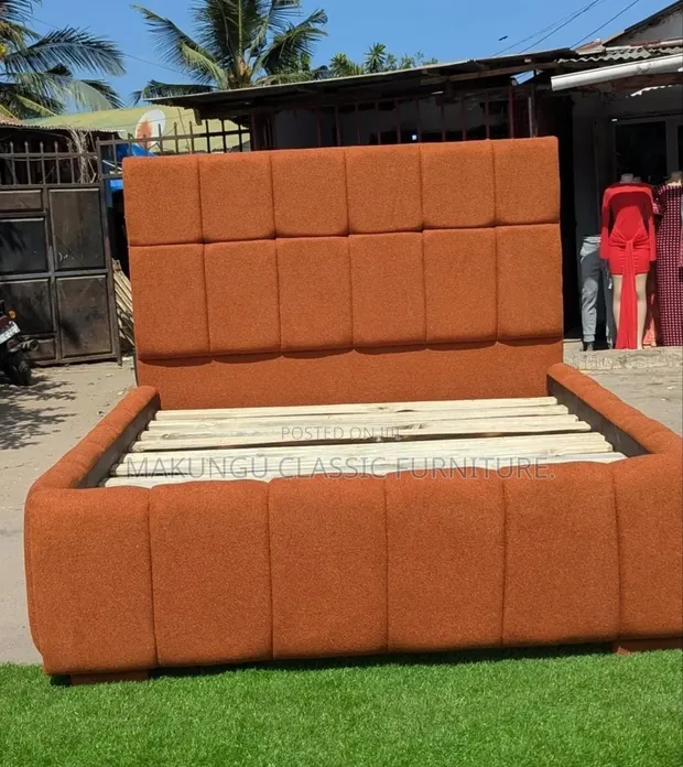 Bubble Bed Stylist Size 5/6 - 1