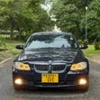 BMW 3 Series 325i RWD 2010 Bluu - 1