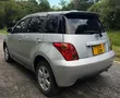 Toyota IST 2004 Nyeupe - 5