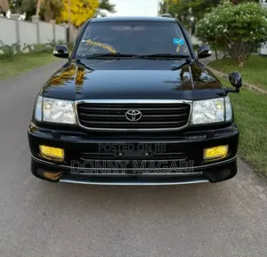 Toyota Land Cruiser VX Amazon 2003 Black