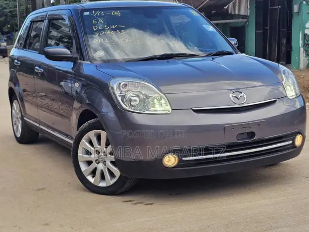 Mazda Verisa 2007 Gray - 1