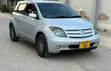 Toyota IST 2005 Nyeupe - 2
