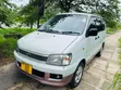 Toyota Noah 2001 Nyeupe - 3
