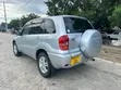 Toyota RAV4 2005 Nyeupe - 1