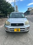 Toyota RAV4 2005 Nyeupe - 3