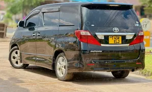 Toyota Alphard 2009 Nyeusi