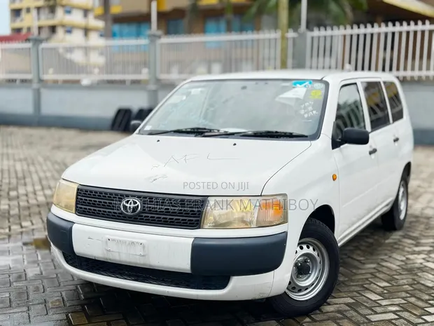 Toyota Probox 2004 Nyeupe - 1
