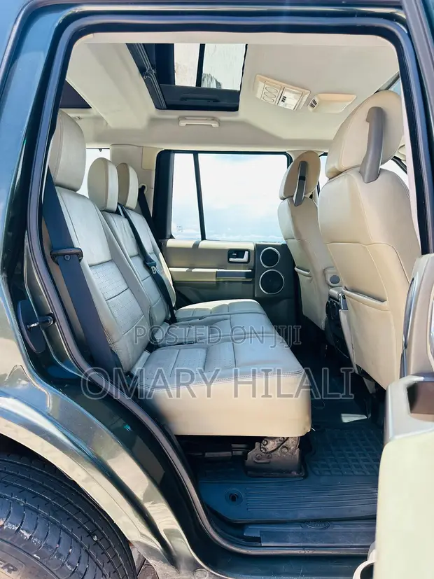 Land Rover Discovery 3 2004 Kijani - 1