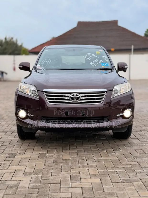 Toyota Vanguard 2010 Maroon - 1