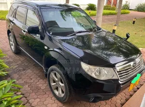 Subaru Forester 2010 Nyeusi