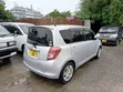 Toyota Ractis 2005 Nyeupe - 5