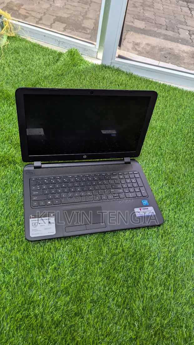 HP 15 Laptop - 4GB RAM, 500GB HDD, Intel Core 2 Duo - 1