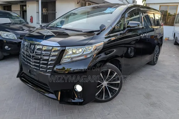 Toyota Alphard 2016 - Black Metallic - 1