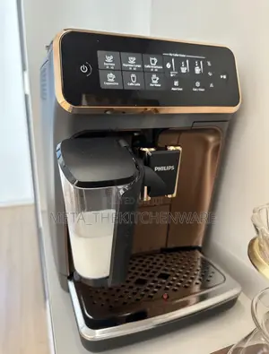 Philips Fully Automatic Coffee Machine Serie 3300 EP3146/90