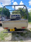 Toyota Land Cruiser Pickup 1998 Beige - 3