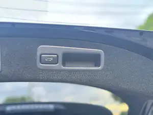 Toyota Harrier 2.0 2016 Nyeusi