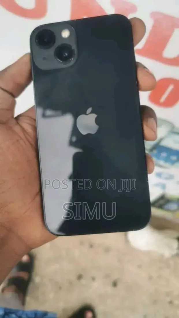 Apple iPhone 13 128GB Black - 1