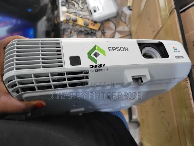 Epson EB-915W Projector - Biashara, Nyumbani, Madaftari - 1