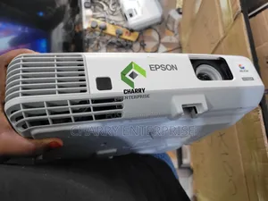 Epson EB-915W Projector - Biashara, Nyumbani, Madaftari