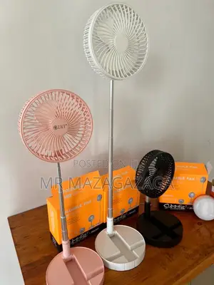 Foldable Mini Fan - Brand New
