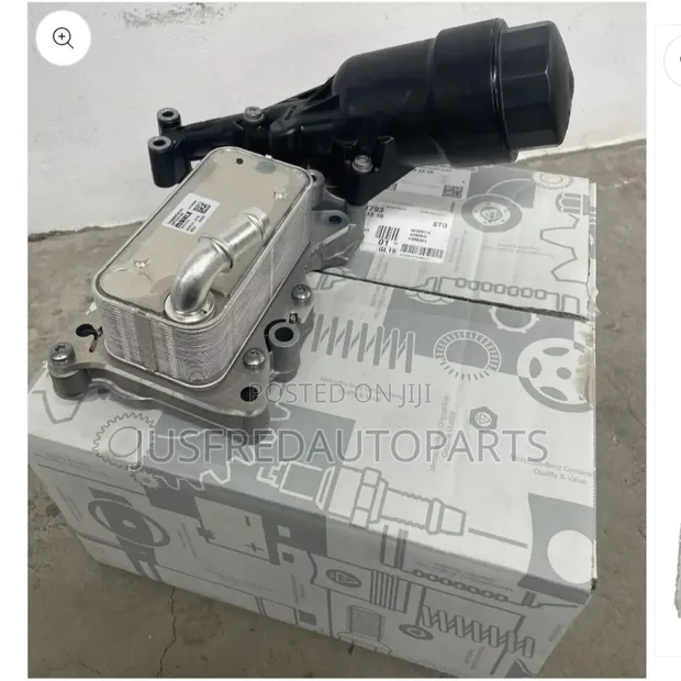 Mercedes-Benz M651 Oil Cooler - 1