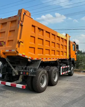 Shacman F3000 Tipper Truck - Mpya Kabisa