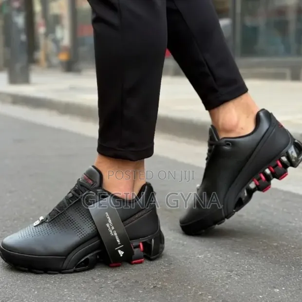 La Sneakers - Brand New - 1