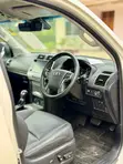 Toyota Land Cruiser Prado 2023 Nyeupe - 5