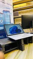 Microsoft Surface Laptop 2 - 8GB RAM, Intel Core i5, 256GB SSD - 1