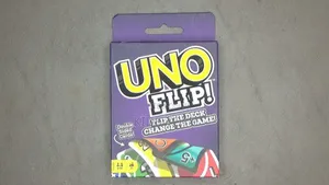 Mchezo wa Kadi wa UNO FLIP!