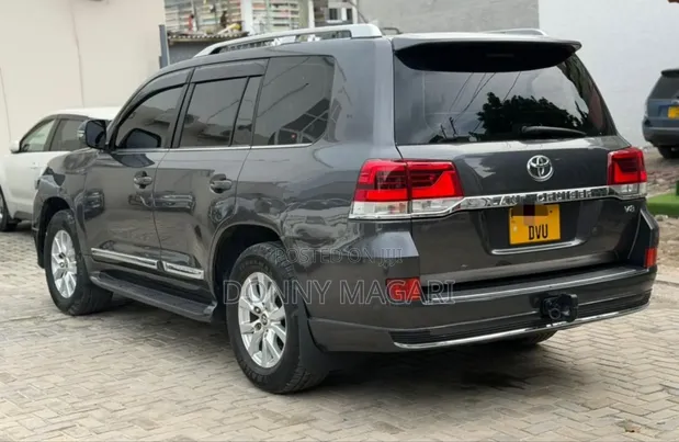 Toyota Land Cruiser V8 2008 Diesel - 1