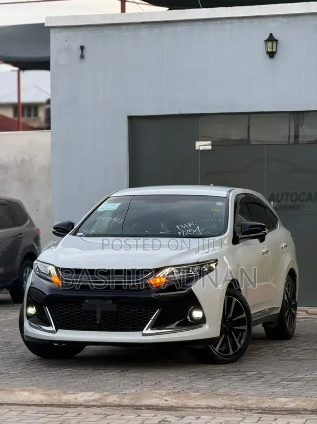 Toyota Harrier 2016 Nyeupe - 1