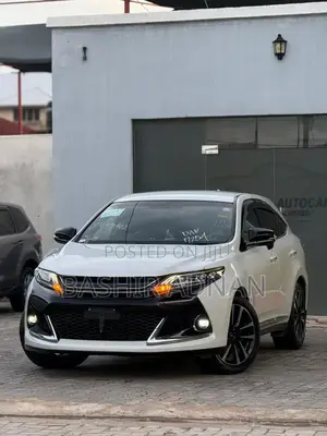 Toyota Harrier 2016 Nyeupe