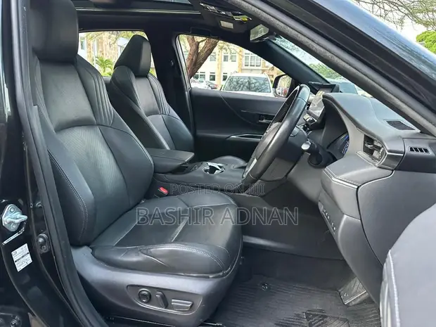 Toyota Harrier Hybrid Z 2021 Nyeusi Matt - 1