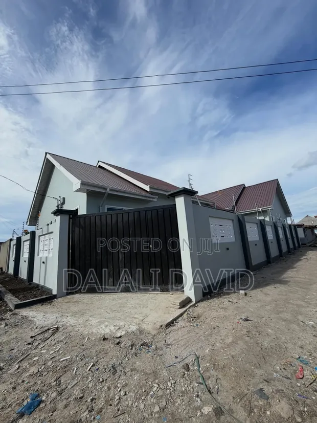 Ghorofa ya Kushare Vyumba 2 vya Kulala, Mwananyamala - 1