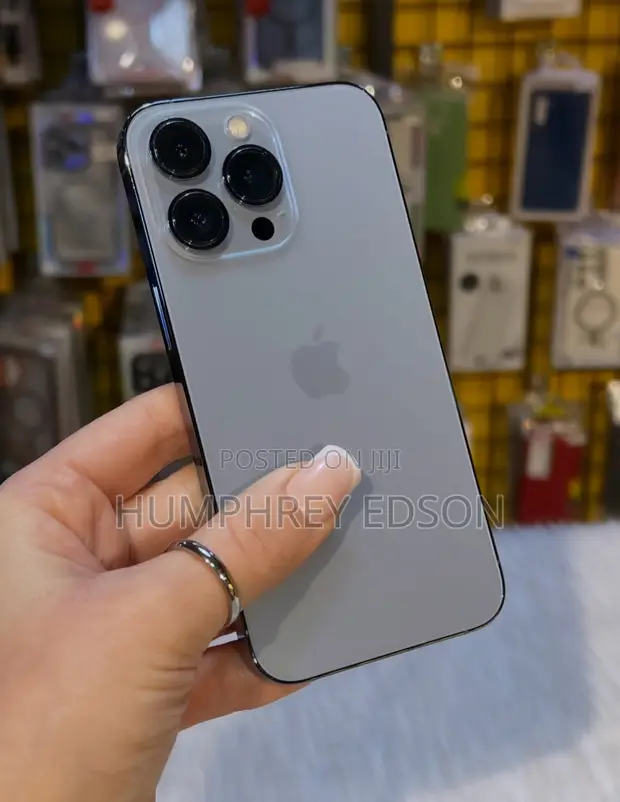 Apple iPhone 13 Pro 128GB - 1