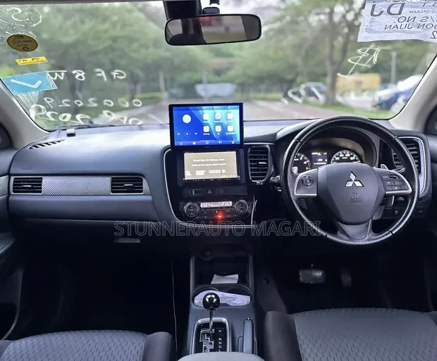 Mitsubishi Outlander 2014 Black - 1