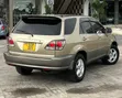 Toyota Harrier 2002 Dhahabu - 1