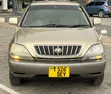 Toyota Harrier 2002 Dhahabu - 4