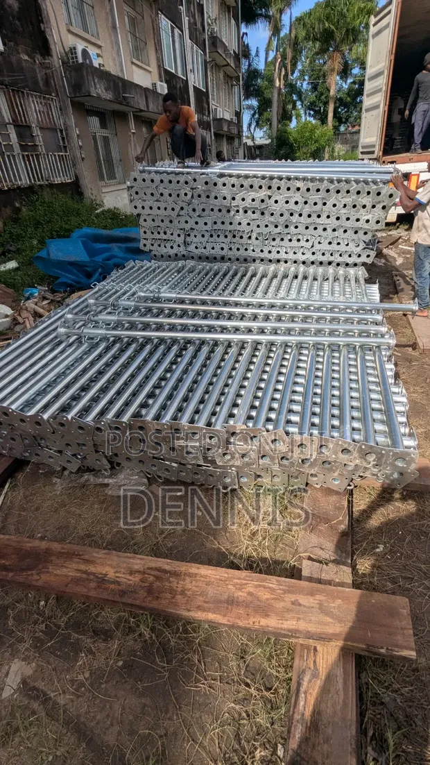 Adjustable Steel Props (2.2-4m) - 1